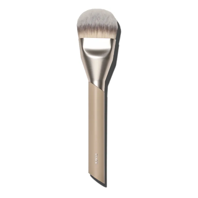 117 Fluid Foundation Brush Ajankohtainen