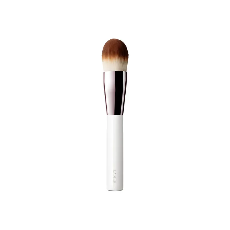 Uusi Malli The Foundation Brush